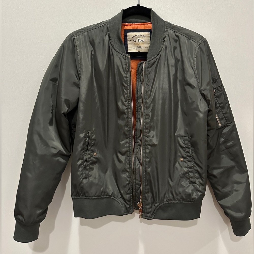Bomber jacket
